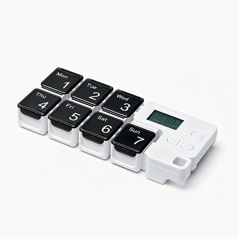 The Best Gift for Your Elders🎁Smart Electronic Pillbox with Timed Reminders